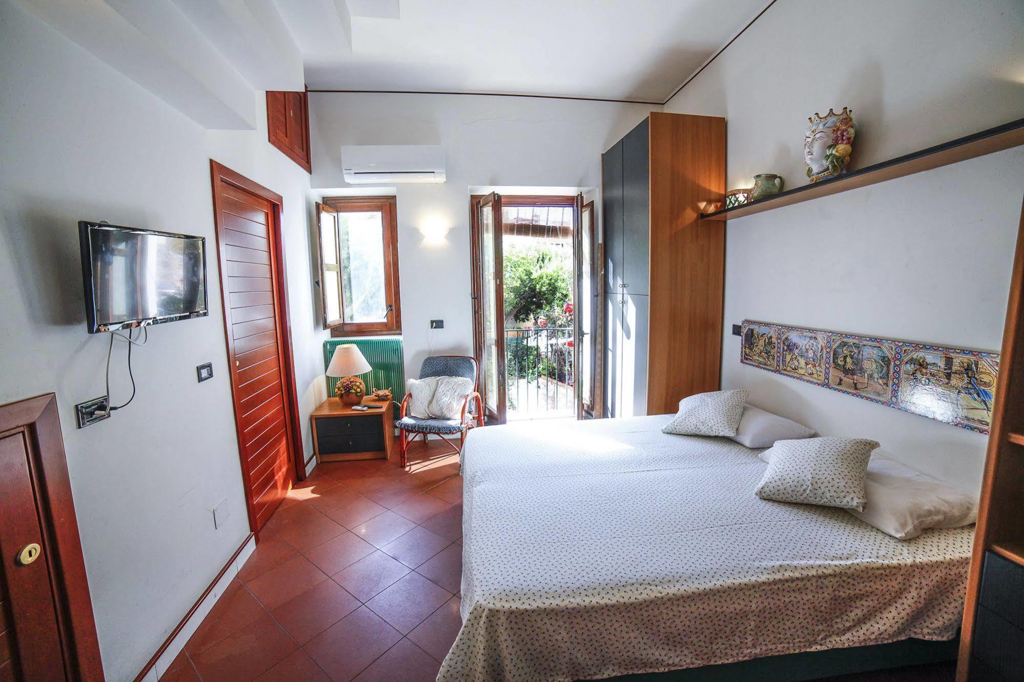 Il Gelsomino Taormina Center Lejlighed Eksteriør billede